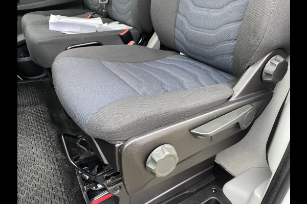 Iveco Daily 35S14V 2.3 410 L4H2 Himatic automaat / vaste prijs rijklaar € 23.950 ex btw / lease vanaf € 391 / euro 6 / laadruimte 470 cm lang / trekhaak 3500 kg !