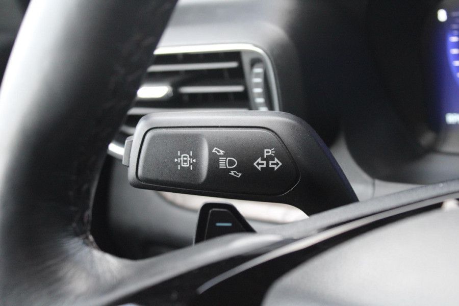 Ford Explorer 3.0 V6 EcoBoost PHEV Platinum | Trekhaak | Stoelverwarming + Koeling | 360 Camera | Adaptive Cruise Control | Climate Control | Navigatie |