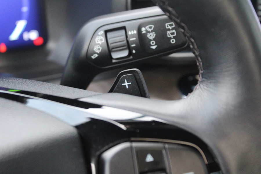 Ford Explorer 3.0 V6 EcoBoost PHEV Platinum | Trekhaak | Stoelverwarming + Koeling | 360 Camera | Adaptive Cruise Control | Climate Control | Navigatie |