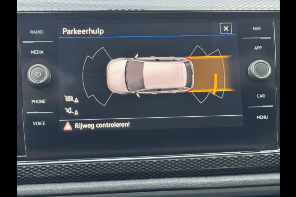 Volkswagen Polo 1.0 TSI Life Automaat Airco Adaptive cruise Full LED Navi Apple / Android Bleutooth Parkeersensoren voor / achter