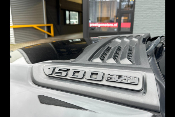 Dodge Ram 1500 Laramie Night 5.7L 401pk LPG 4X4 Luchtvering 360cam Pano H&K