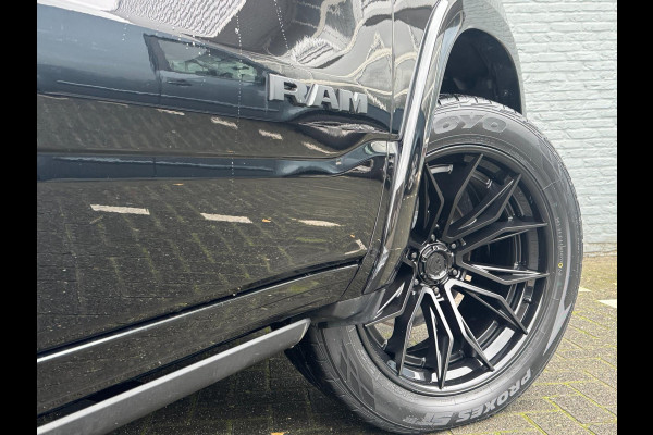 Dodge Ram 1500 Laramie Night 5.7L 401pk LPG 4X4 Luchtvering 360cam Pano H&K