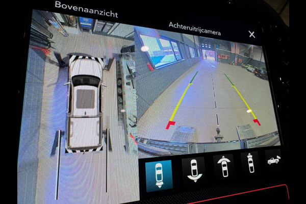 Dodge Ram 1500 Laramie Night 5.7L 401pk LPG 4X4 Luchtvering 360cam Pano H&K