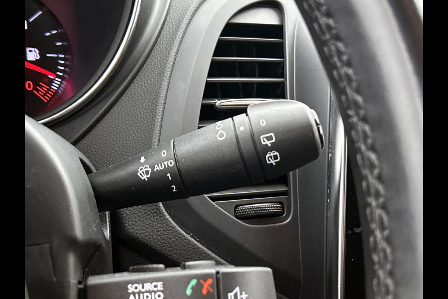 Renault Captur 0.9 TCe Intens(NL-auto, Goed OnderH, Navi, Camera, Parkeersensoren, Cruise Con, Climate Con, Etc)