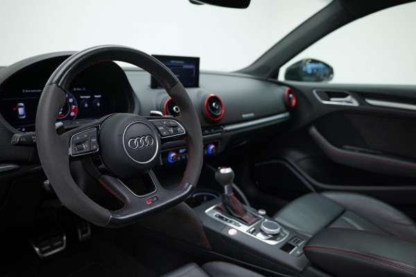 Audi RS3 Sportback 2.5 TFSI quattro |Pano|B&O|Org.NL|Virtual|Adaptive|Keyless|