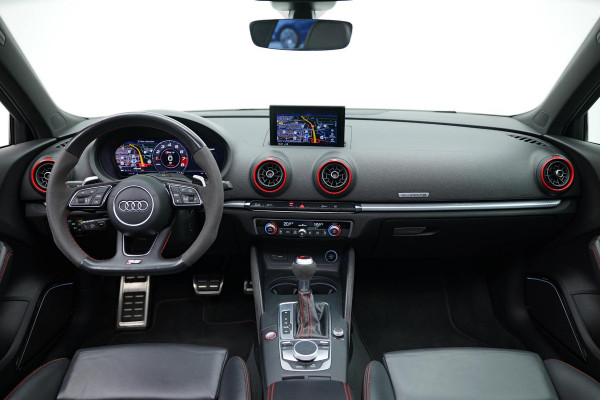 Audi RS3 Sportback 2.5 TFSI quattro |Pano|B&O|Org.NL|Virtual|Adaptive|Keyless|