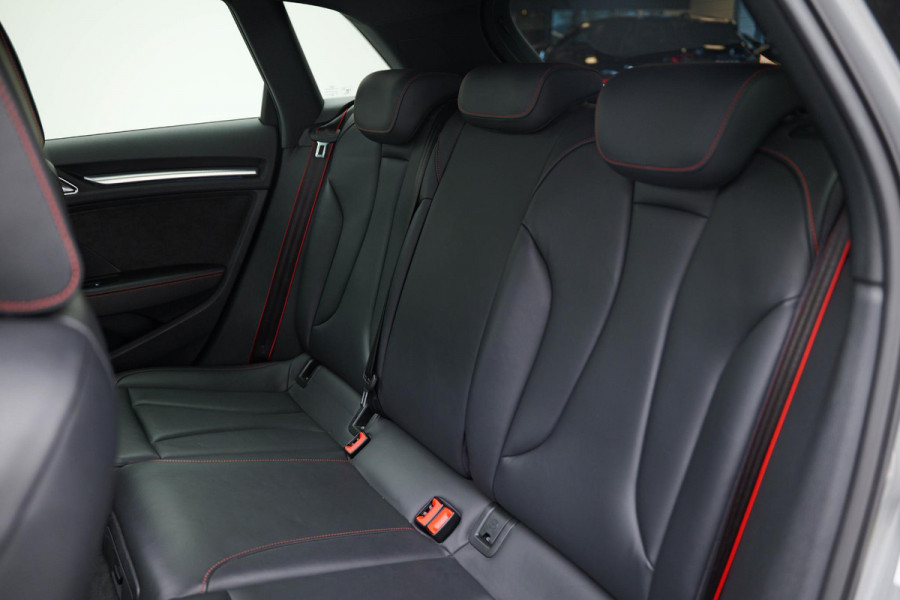 Audi RS3 Sportback 2.5 TFSI quattro |Pano|B&O|Org.NL|Virtual|Adaptive|Keyless|