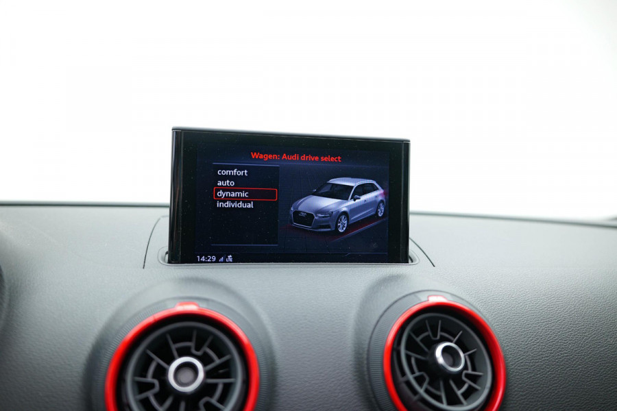 Audi RS3 Sportback 2.5 TFSI quattro |Pano|B&O|Org.NL|Virtual|Adaptive|Keyless|