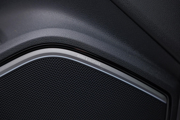 Audi RS3 Sportback 2.5 TFSI quattro |Pano|B&O|Org.NL|Virtual|Adaptive|Keyless|