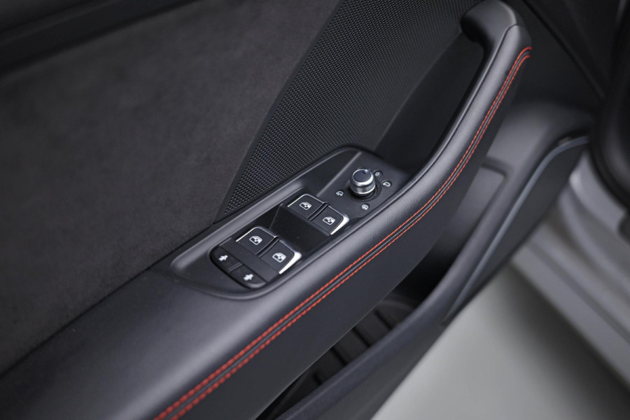 Audi RS3 Sportback 2.5 TFSI quattro |Pano|B&O|Org.NL|Virtual|Adaptive|Keyless|