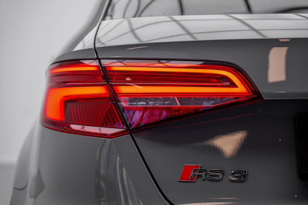 Audi RS3 Sportback 2.5 TFSI quattro |Pano|B&O|Org.NL|Virtual|Adaptive|Keyless|