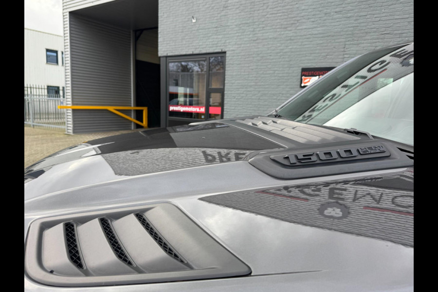 Dodge Ram 1500 Limited Night 5.7L 401pk LPG 4X4 Head-up SplitTailgate 360cam