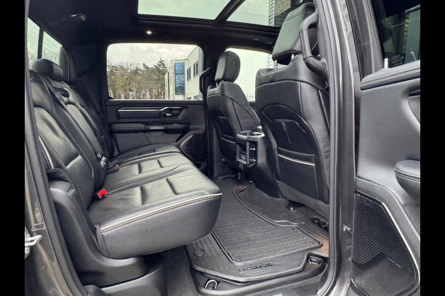 Dodge Ram 1500 Limited Night 5.7L 401pk LPG 4X4 Head-up SplitTailgate 360cam