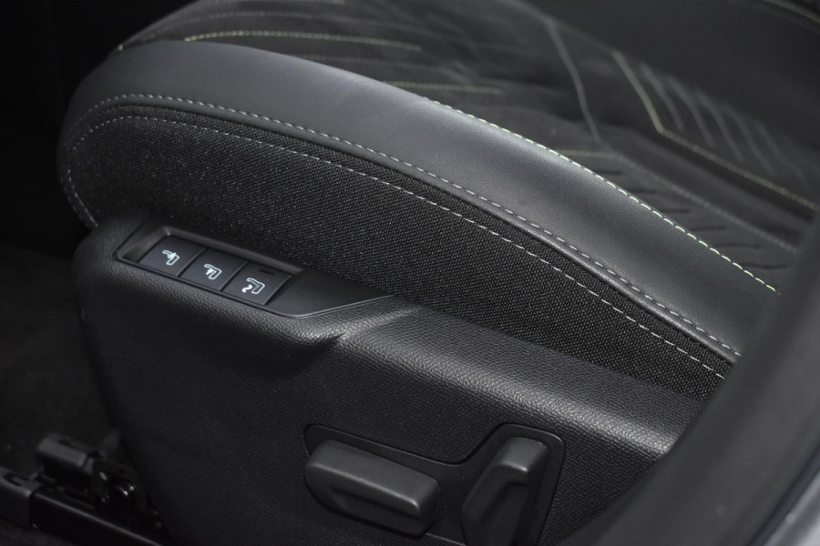 Peugeot 208 1.2 Hybrid 145PK e-DCS6 Aut. GT | Navi | 360 Camera | Led | Alcantara | Incl. garantie