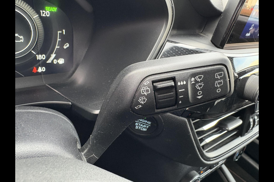 Ford Kuga 2.5 PHEV ST-Line 225pk | Driver Assistance Pack | Winterpack | Privacy Glass | All Weather Banden