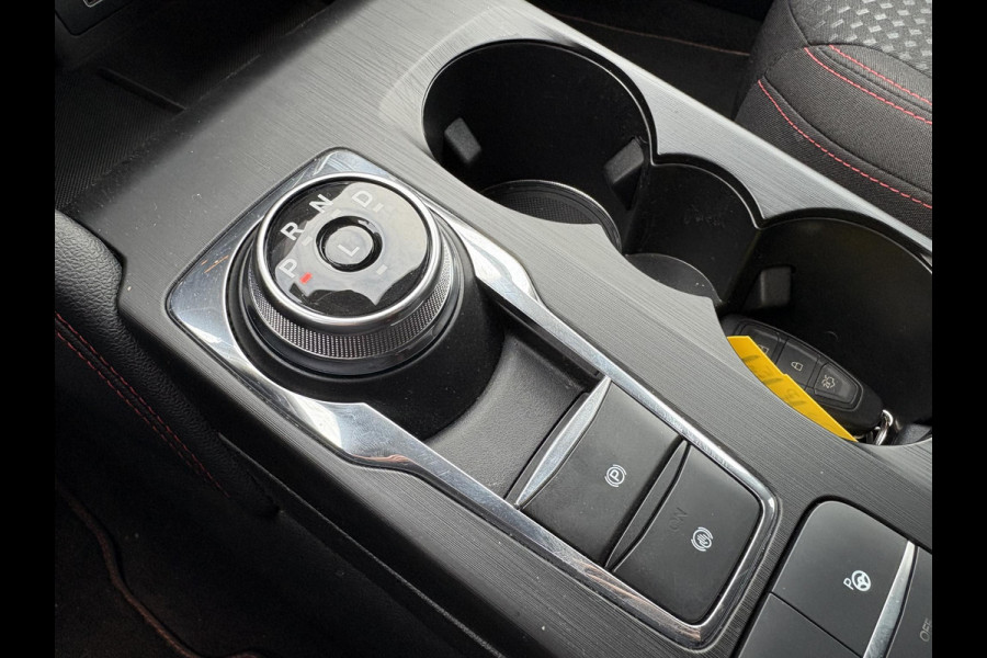 Ford Kuga 2.5 PHEV ST-Line 225pk | Driver Assistance Pack | Winterpack | Privacy Glass | All Weather Banden