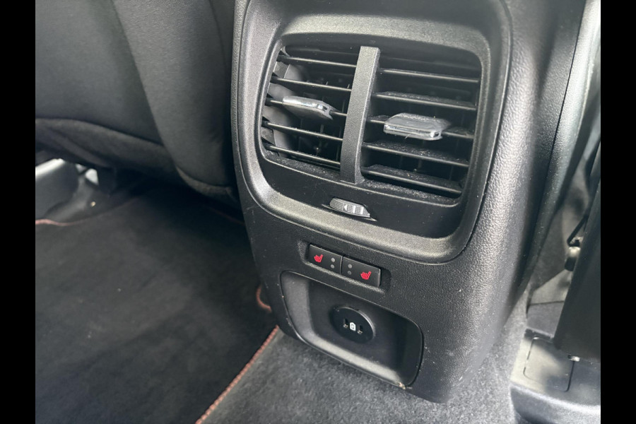 Ford Kuga 2.5 PHEV ST-Line 225pk | Driver Assistance Pack | Winterpack | Privacy Glass | All Weather Banden