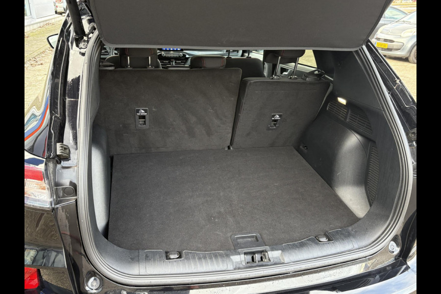 Ford Kuga 2.5 PHEV ST-Line 225pk | Driver Assistance Pack | Winterpack | Privacy Glass | All Weather Banden