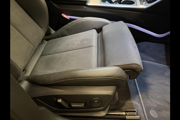 Audi A6 Avant 55 TFSI e-quattro 3X S-LINE BLACK-LINE PANO/B&O/SFEERVERL/M-STOELEN/NAVI/DAB/CARPLAY///