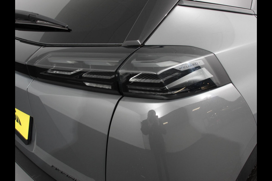 Peugeot 2008 1.2 Hybrid 136 pk Automaat Allure | Navigatie | Apple Carplay/Android Auto | Climate Control | Dab | Led | Parkeer sensoren | Cruise Control | Stoelverwarming