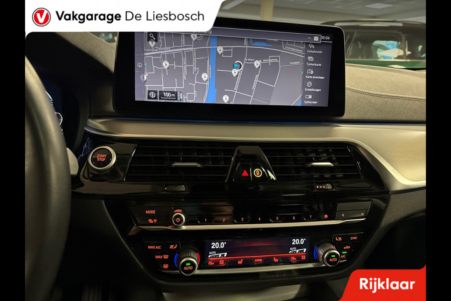 BMW 5 Serie Touring 530e xDrive High Executive / leer / pano / navi / trekhaak / Apple carplay