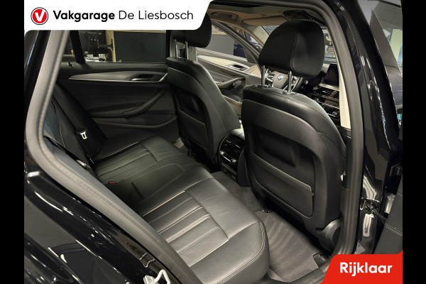 BMW 5 Serie Touring 530e xDrive High Executive / leer / pano / navi / trekhaak / Apple carplay