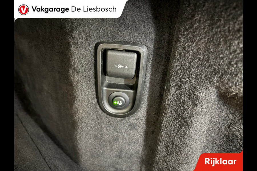 BMW 5 Serie Touring 530e xDrive High Executive / leer / pano / navi / trekhaak / Apple carplay