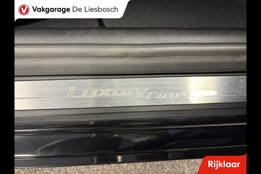 BMW 5 Serie Touring 530e xDrive High Executive / leer / pano / navi / trekhaak / Apple carplay