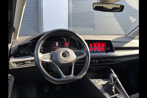 Volkswagen Golf 1.5 TSI Style / Nardo Grey !