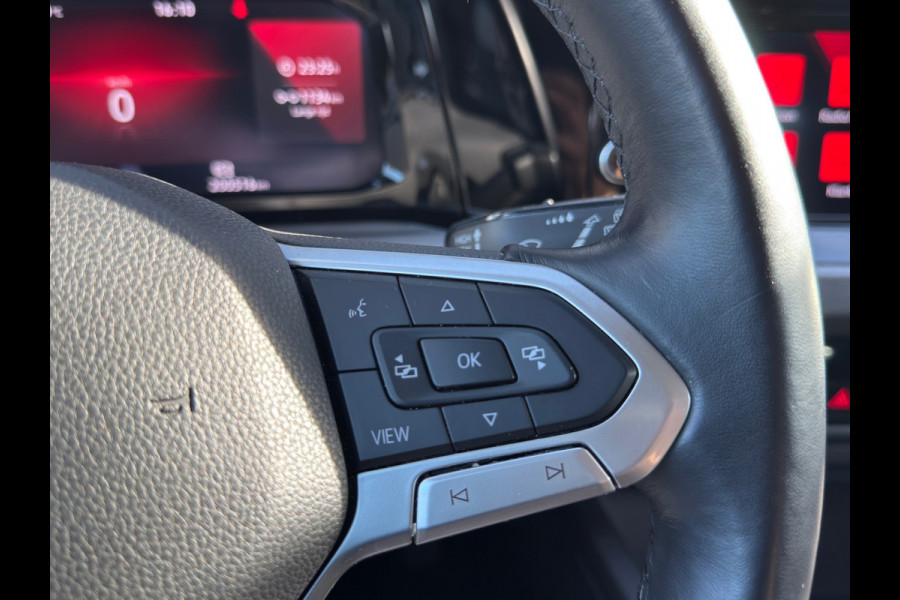 Volkswagen Golf 1.5 TSI Style / Nardo Grey !