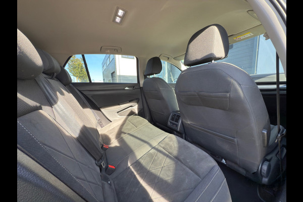 Volkswagen Golf 1.5 TSI Style / Nardo Grey !