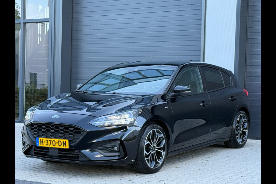 Ford Focus 1.0 EcoBoost ST Line BTW / Uitstraling !