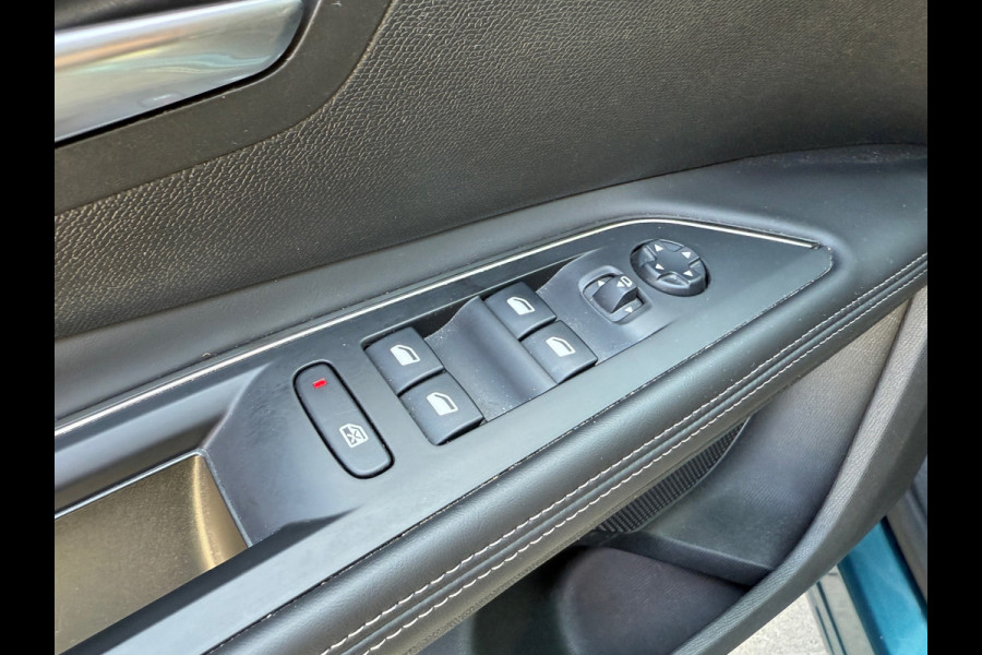 Peugeot 5008 1.2 Allure / BTW / Automaat / 7 Persoons