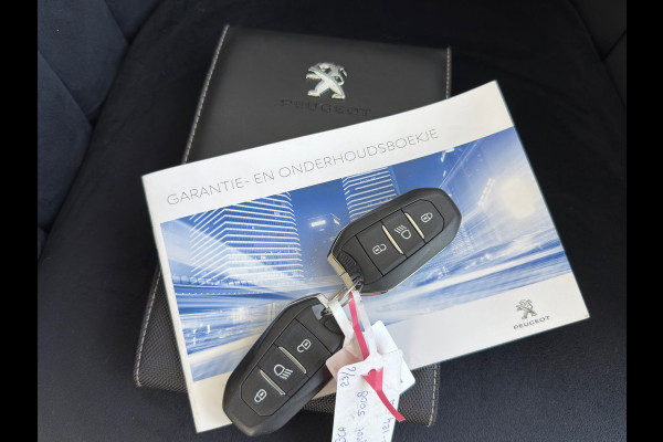 Peugeot 5008 1.2 Allure / BTW / Automaat / 7 Persoons