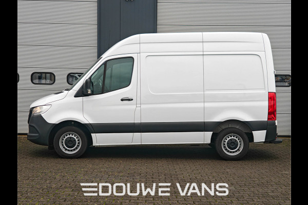 Mercedes-Benz Sprinter L1H2 211 MBUX Navigatie Camera Airco Trekhaak