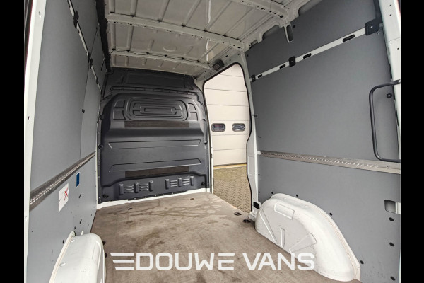 Mercedes-Benz Sprinter L1H2 211 MBUX Navigatie Camera Airco Trekhaak