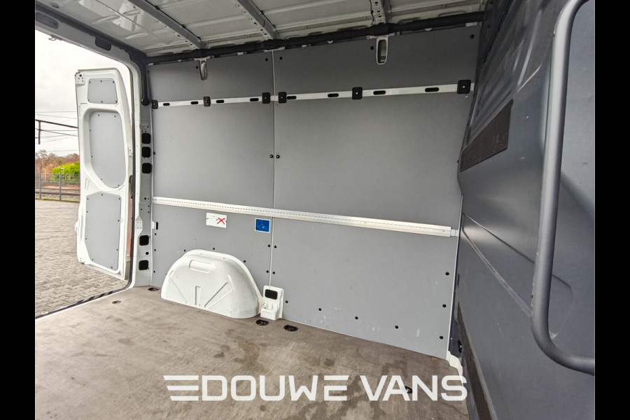 Mercedes-Benz Sprinter L1H2 211 MBUX Navigatie Camera Airco Trekhaak