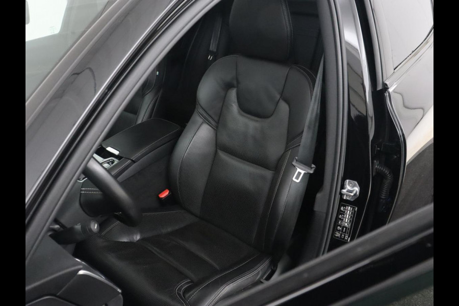 Volvo S60 2.0 Recharge T6 R-Design | Panoramadak | Leder | 360 Camera | Head-Up | Adaptive cruise | Stoelventilatie | Harman/Kardon | Massage | Carplay | Navigatie | Full LED | Memory | PHEV | Plug In