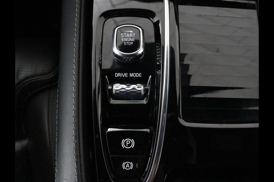 Volvo S60 2.0 Recharge T6 R-Design | Panoramadak | Leder | 360 Camera | Head-Up | Adaptive cruise | Stoelventilatie | Harman/Kardon | Massage | Carplay | Navigatie | Full LED | Memory | PHEV | Plug In