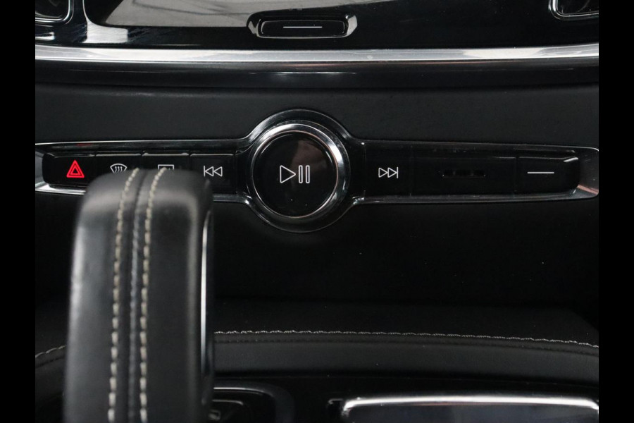 Volvo S60 2.0 Recharge T6 R-Design | Panoramadak | Leder | 360 Camera | Head-Up | Adaptive cruise | Stoelventilatie | Harman/Kardon | Massage | Carplay | Navigatie | Full LED | Memory | PHEV | Plug In