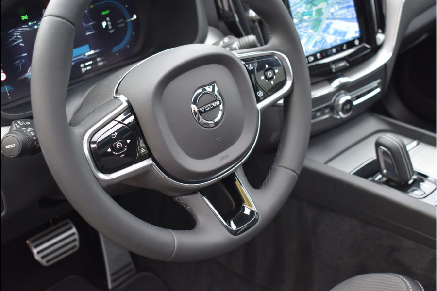 Volvo XC60 2.0 T6 Plug-in hybrid AWD R-Design 350 Pk Pano Leder Camera Trekhaak