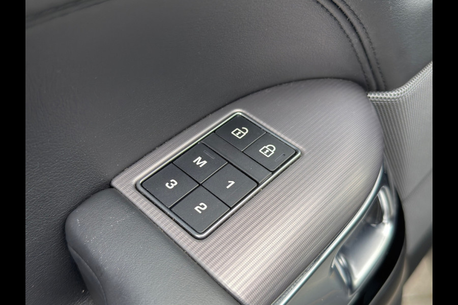 Land Rover Range Rover Sport P400e Autobiography Dynamic / BTW / Luchtvering / 360 Camera / Schuifdak / Black