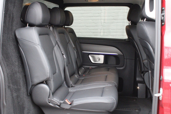 Mercedes-Benz V-Klasse 250d / DC / AMG / New Model / 2x Elec Schuifd / 360 Cam / Burmester / Vol Opties / NIEUWSTAAT