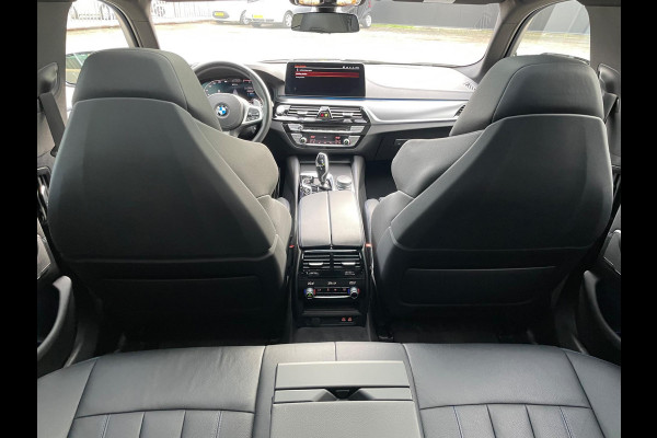 BMW 5 Serie Touring 530e xDrive High Executive M-Sport Interieur Dealer onderhouden Zeer Luxe!!!