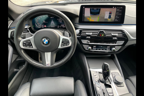 BMW 5 Serie Touring 530e xDrive High Executive M-Sport Interieur Dealer onderhouden Zeer Luxe!!!