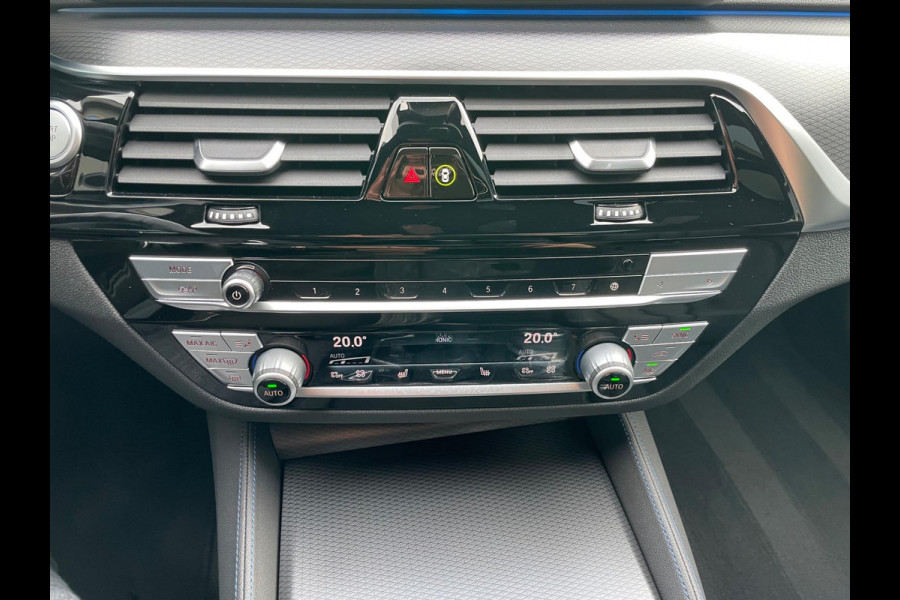 BMW 5 Serie Touring 530e xDrive High Executive M-Sport Interieur Dealer onderhouden Zeer Luxe!!!