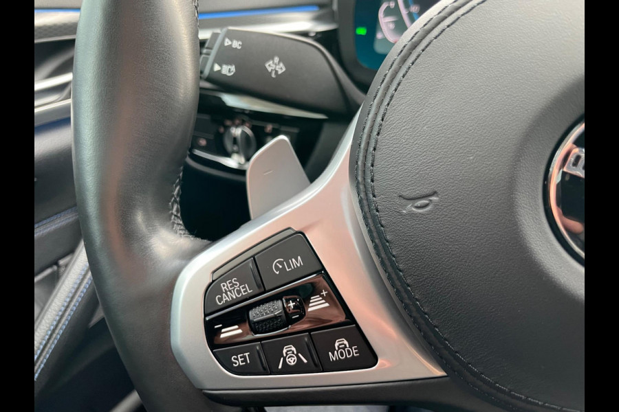 BMW 5 Serie Touring 530e xDrive High Executive M-Sport Interieur Dealer onderhouden Zeer Luxe!!!