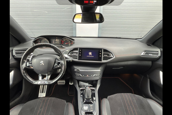 Peugeot 308 SW 1.6 e-THP GT 225 / Automaat / LUXE Uitvoering