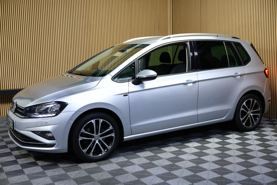 Volkswagen Golf Sportsvan 1.5 TSI DSG Highline ACC DAB NAV BT STOELVW TREKHAAK '18