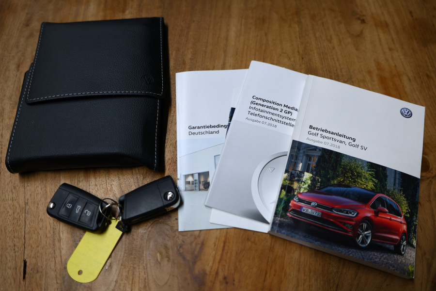 Volkswagen Golf Sportsvan 1.5 TSI DSG Highline ACC DAB NAV BT STOELVW TREKHAAK '18